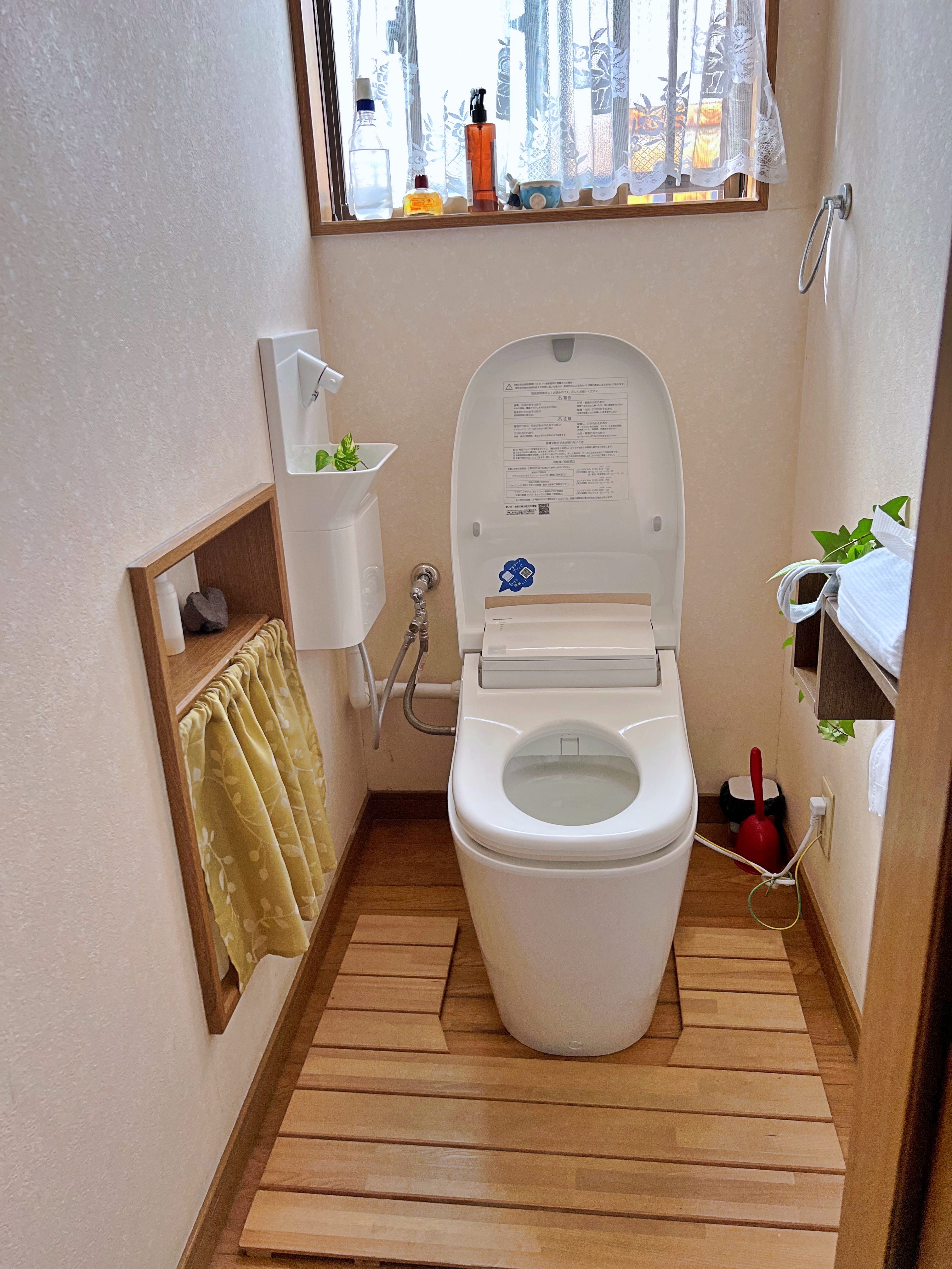 トイレをリフォーム致しました。